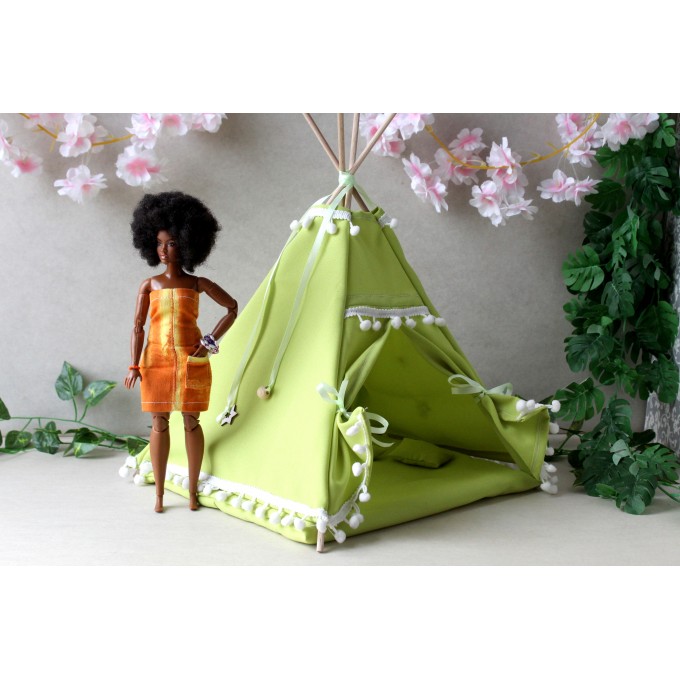 Teepee tent for dolls, green pom pom 1:6 scale 