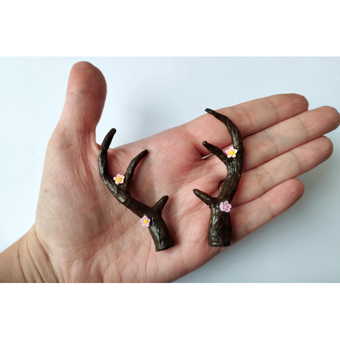 Miniature deer antlers on magnet tutorial. BJD dol