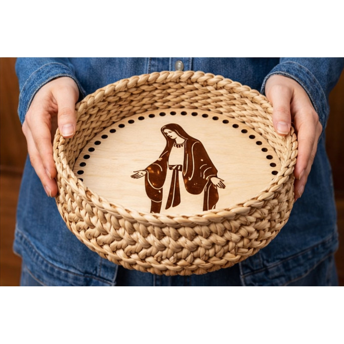 Basket base round with virgin Mary engraving laser